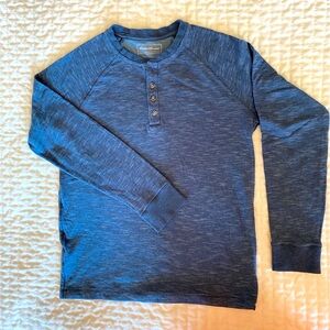 EDDIE BAUER Men’s Medium Blue Long Sleeve Thermal Shirt